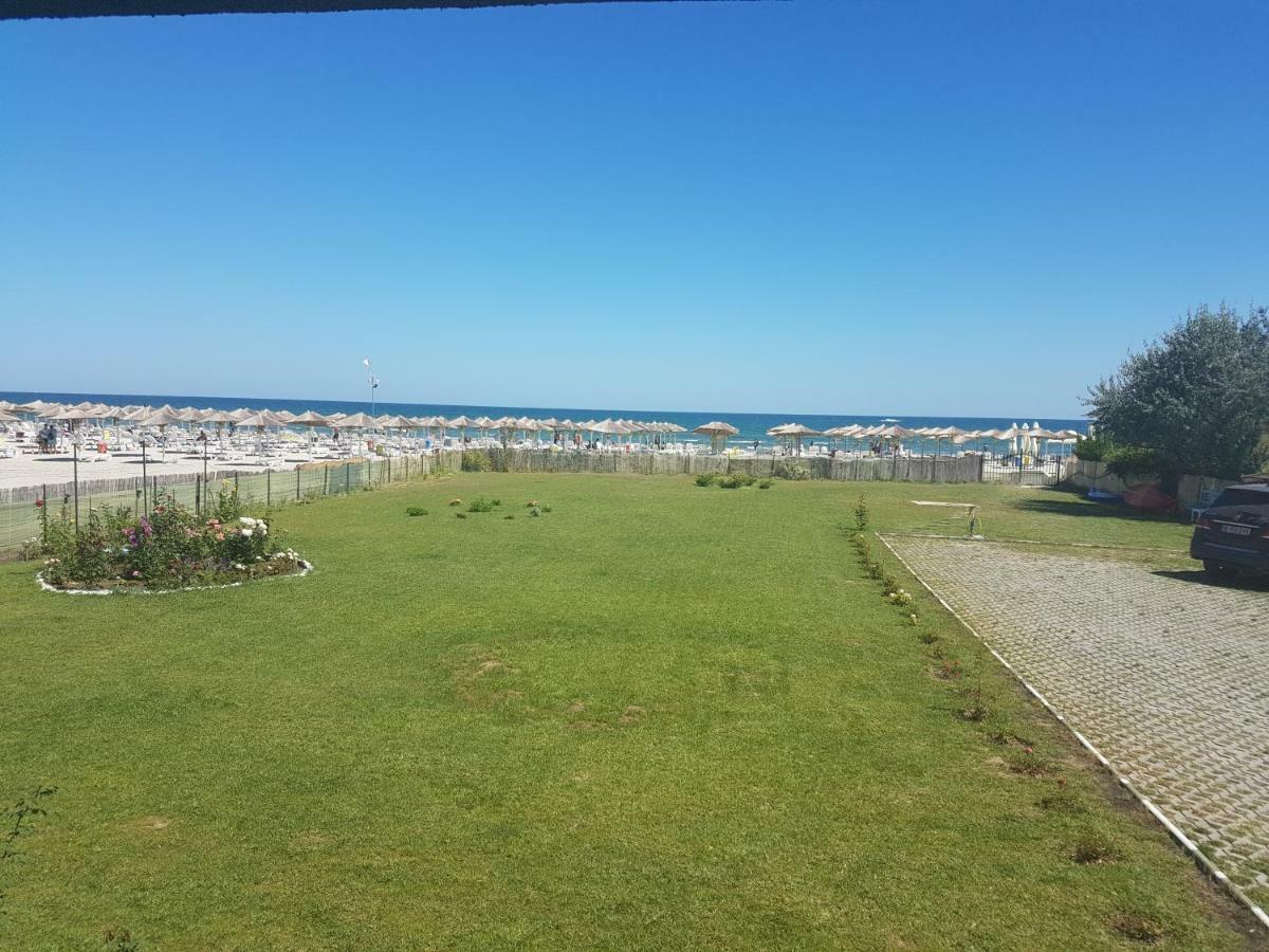 Le Reve Apartment Mamaia Nord Buitenkant foto